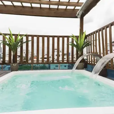 8BR Penthouse Jacuzzi