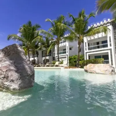 Estrella Dominicus con hermosa piscina! 1st floor