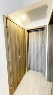 a room with a closet and a sliding door at Apartamento de 2 Dormitorios en Hard Rock Golf in Punta Cana
