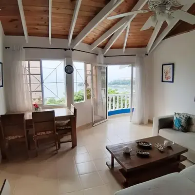BLUE HOUSE OCEAN VIEW