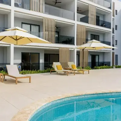 Beautiful apartment with direct access to the pool