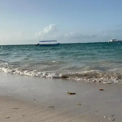 Caminando a Playa Bávaro