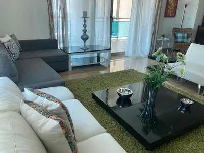 Gallery image of Comfortable Ocean-City View in Ciudad Nueva
