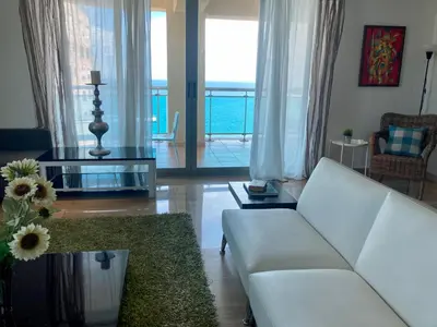Gallery image of Comfortable Ocean-City View in Ciudad Nueva