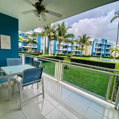 Radiant Realm Residence Free Parking BBQ Central los Corales