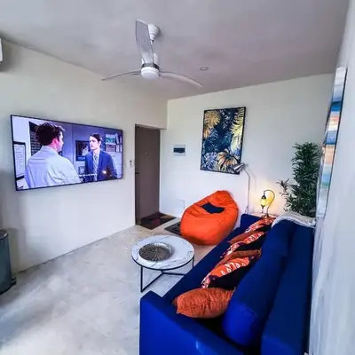 Kaleidoscopic Apartment