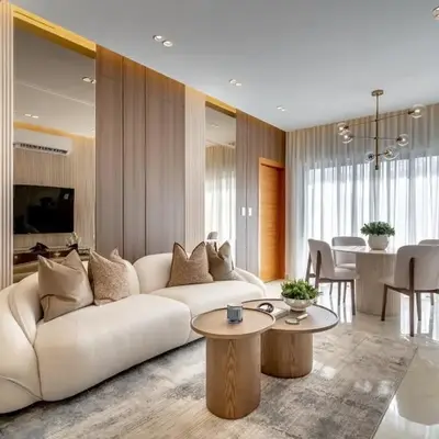 Luxury apt city views in the center of the city