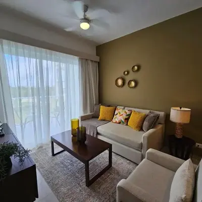 Deluxe Condo w/Pool View at Hard Rock Golf C.