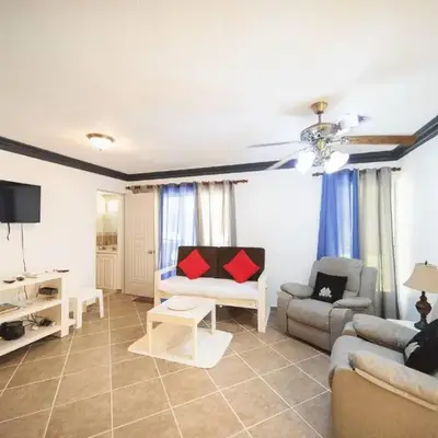 Garden Condos 7 - Central Apartment in Strip