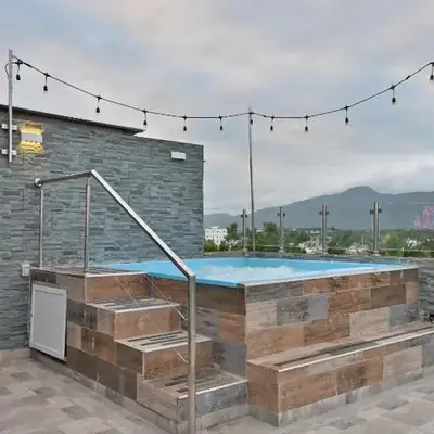Casa con jacuzzi