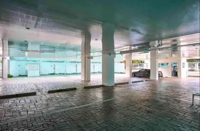 an empty room with a car in a building at YOUR SPACE IN SANTO DOMINGO Gazcue in Colorado