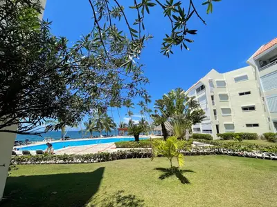 a view of the pool at the resort at Vista palmera in Juan Pedro
