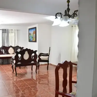 Yolanda's house