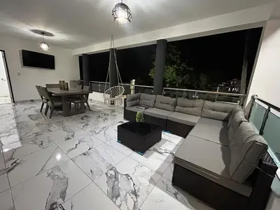 Gallery image of GP-ModernOasis