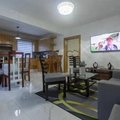Litzie Apartment