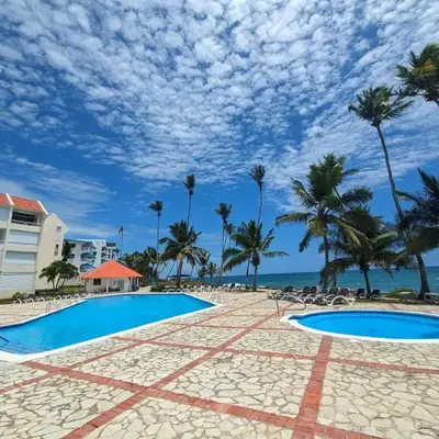 Apartamento frente al mar en Albatros