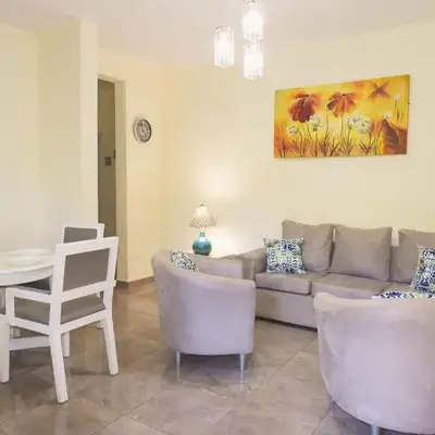 Majestic View Apartment II