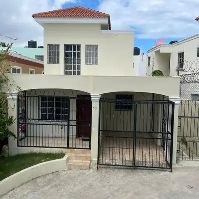 Espacioso Casa en Puerto Plata cerca de La Playa 4 camas 3 baños Agua caliente Aire condicionado Wi-Fi