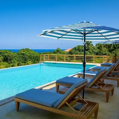 Private Villa-Infinity Pool-26 guests capacity-14 King Size Beds-8 bedrooms-8 and half baths