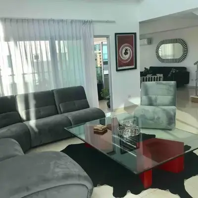 Eclectic 3 levels and 5 bedrooms penthouse