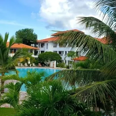 Studio Apartment shared pool