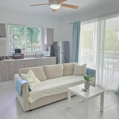 Estrella Condos 8min walk to the beach Studio 201A