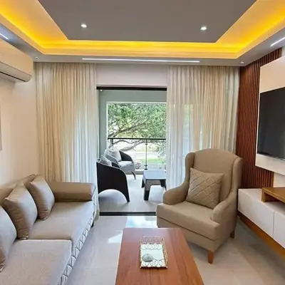 3BR Condo by the Airport Pool Gym Parking Security