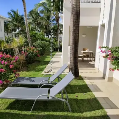 Sunset Paradise Tracadero Apartment Sea pools access Private Garden WorkSpace