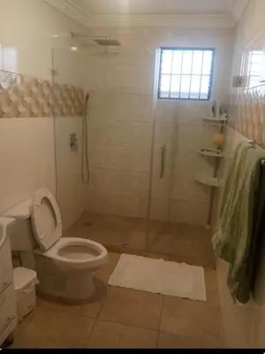 Gallery image of Apartamento en reparto los tres ojos in Ensanche Savica de Mendoza