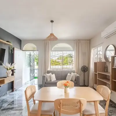 Oz Residence Beach Two-Bedroom Apartment & Free Parking