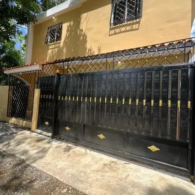 Pequeña villa de María