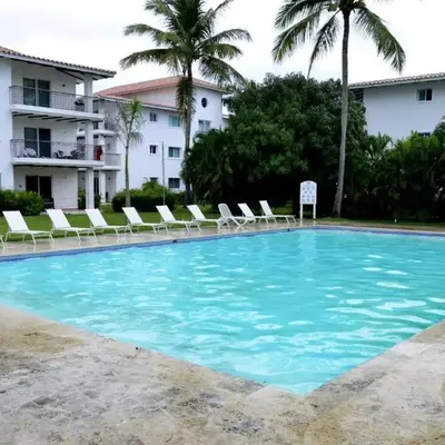 Peaceful 2BR Retreat with Pool