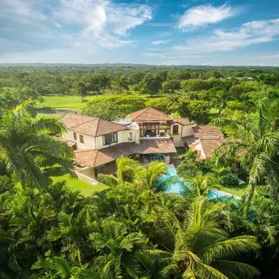 Villa Maji Luxury Private Villa Steps from the Ocean Sea Horse Ranch Cabarete