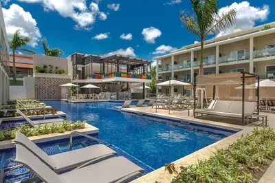 an image of the pool at the resort at Catalonia Royal La Romana Adults Only - All Inclusive in Bayahibe
