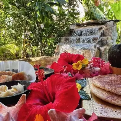 CHALET TROPICAL Hotel & Pool Bar Restaurant