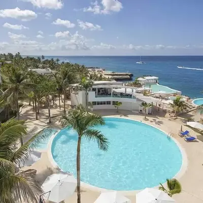 Espectacular Apartamento con Vista al Mar Solo Adultos