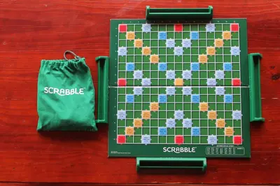 a board game and a bag on a table at Estancias Arroyazo in Constanza