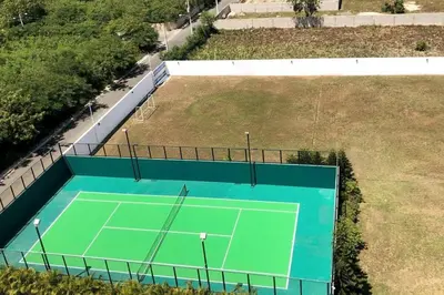 an overhead view of a tennis court at Chic and Relax Apartamento Juan Dolio in San Pedro de Macorís
