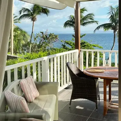 Lovely house with private beach