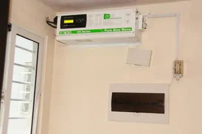 a room with a air conditioner on the wall at Las Cayenas Residéncial in Santo Domingo