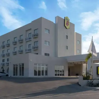 Super 8 by Wyndham Manzanillo