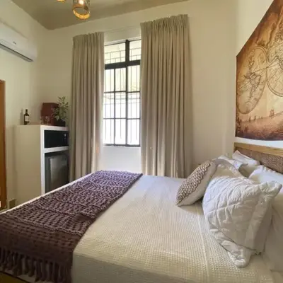 Studio 27 Colonial