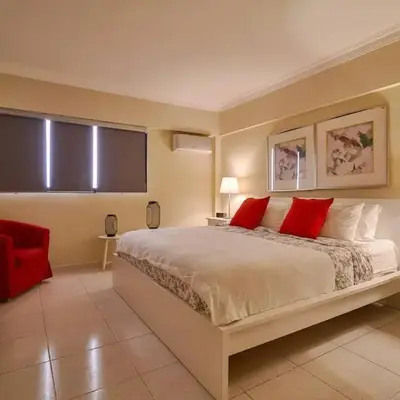 Escape Penthouse near Blue Mall - 4BR with Private Rooftop & City Views